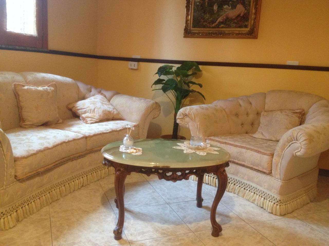 Il B&B Maison Graziella Viagrande Extérieur photo
